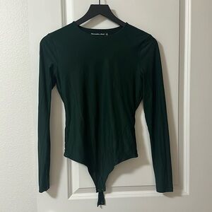 ABERCOMBIE & FITCH Soft Matte Seamless Long-Sleeve Crew Bodysuit- Dark Green- S
